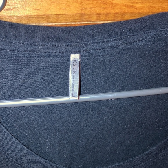 Bundle of 5 tops - Picture 7 of 13